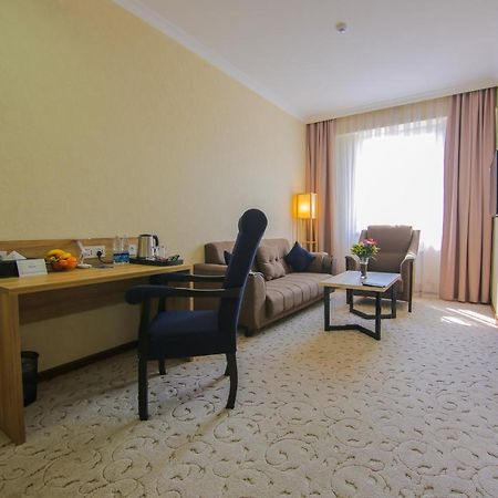 אוש Rayan Hotel מראה חיצוני תמונה