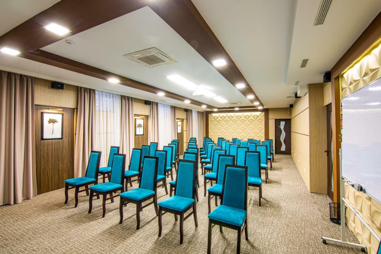 אוש Rayan Hotel מראה חיצוני תמונה