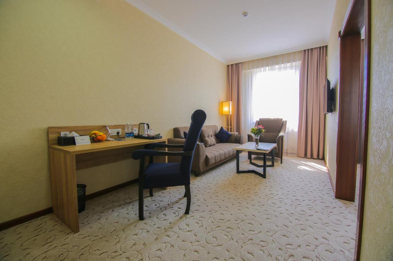 אוש Rayan Hotel מראה חיצוני תמונה
